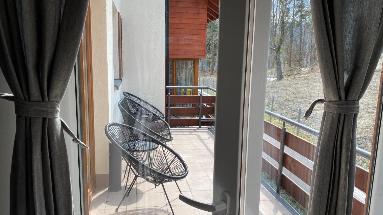 Miedzy Nami Apartamenty Щирк Экстерьер фото