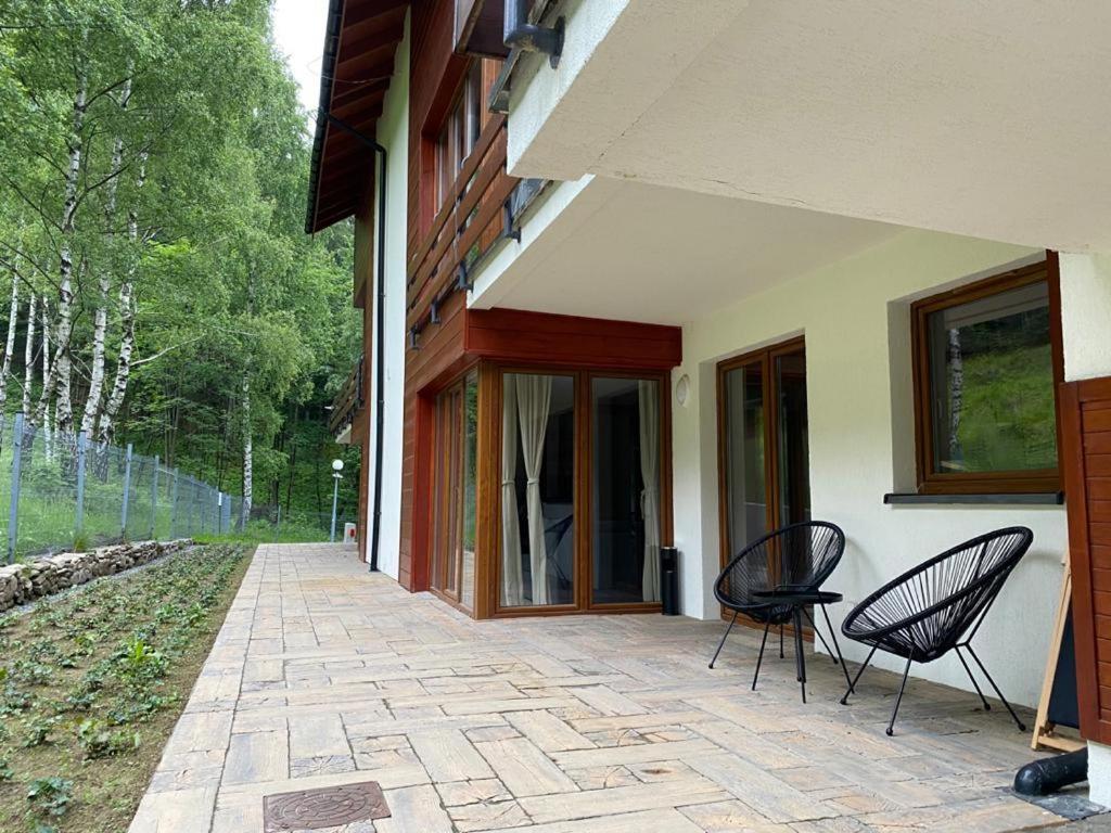 Miedzy Nami Apartamenty Щирк Экстерьер фото